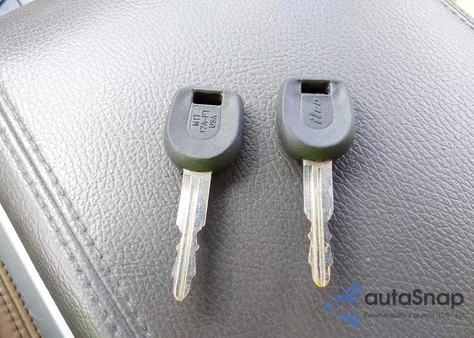 2016 Mitsubishi Outlander Es z USA, uszkodzony, nr VIN JA4AD2A34GZ043074